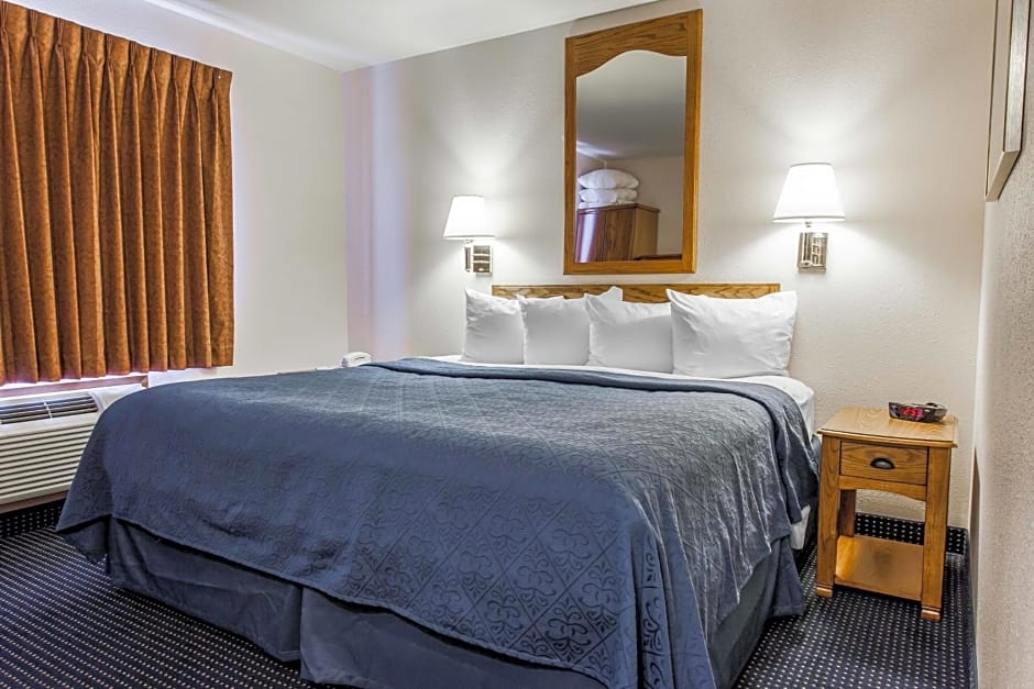 Quality Inn & Suites Goldendale