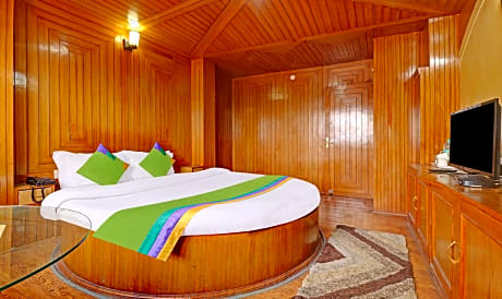 Treebo Trend Snow View Resort