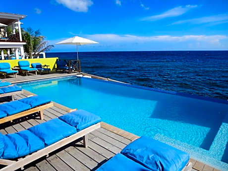 Scuba Lodge & Suites