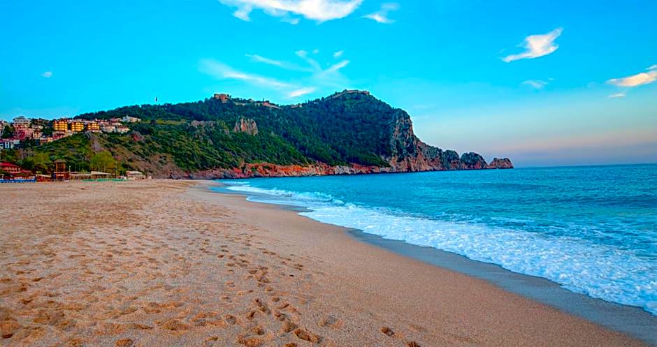 Royalisa City Apart Hotel