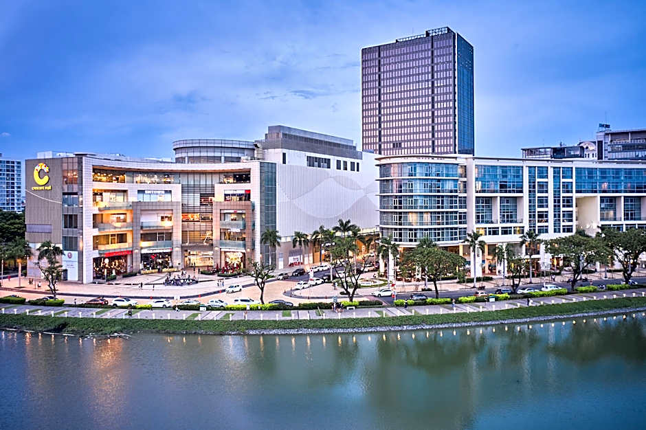 Crescent Residence 1