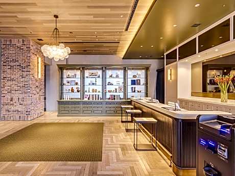 Moderate,Double,High floor - Non-Smoking