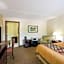 Super 8 by Wyndham White River Junction