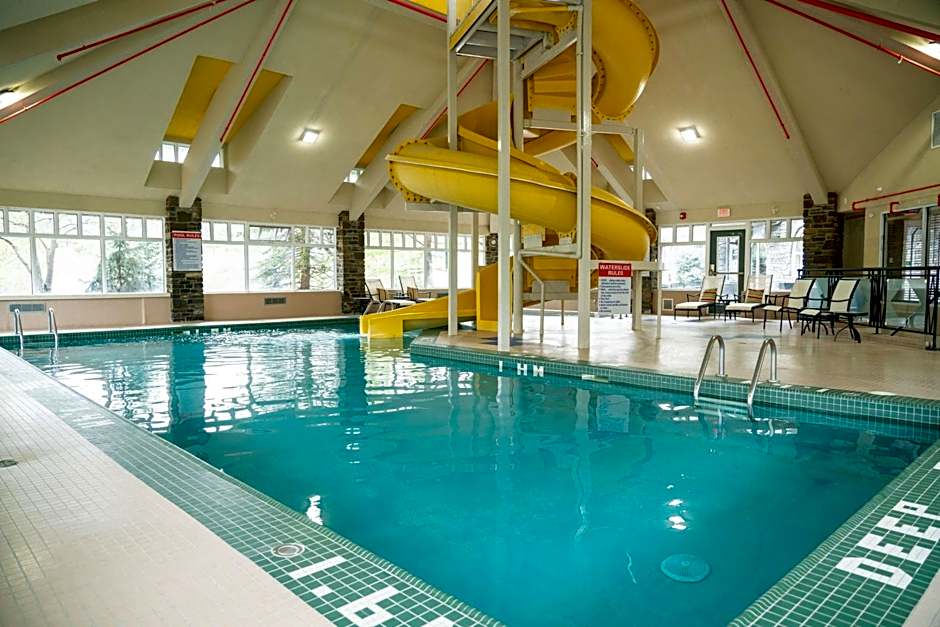 Pocaterra Inn & Waterslide