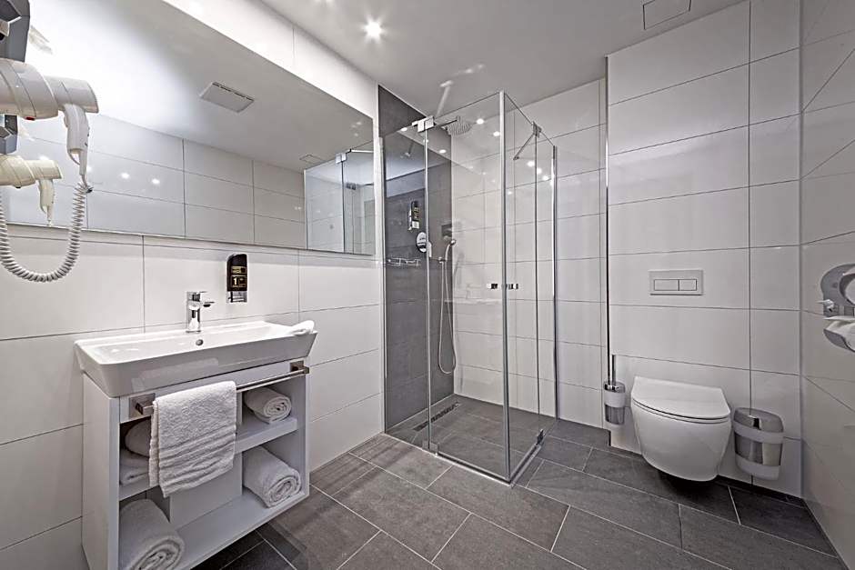Friends Hotel Düsseldorf-Airport Ratingen