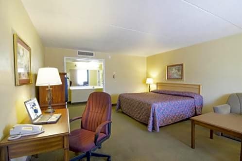 Americas Best Value Inn & Suites Conway