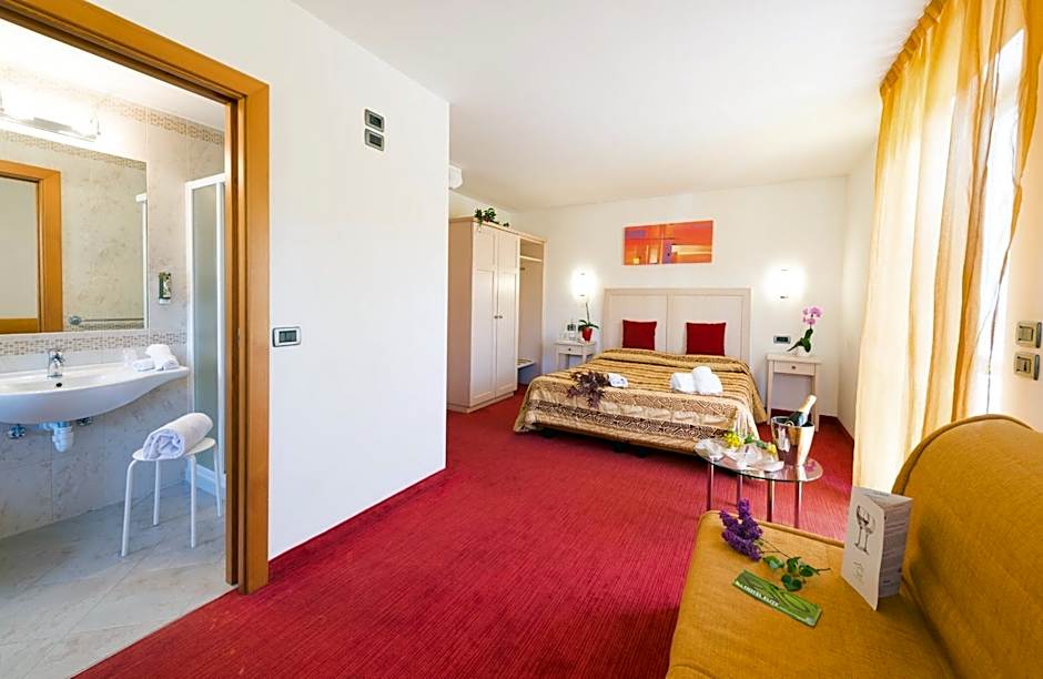 Nature Bio Hotel Elite