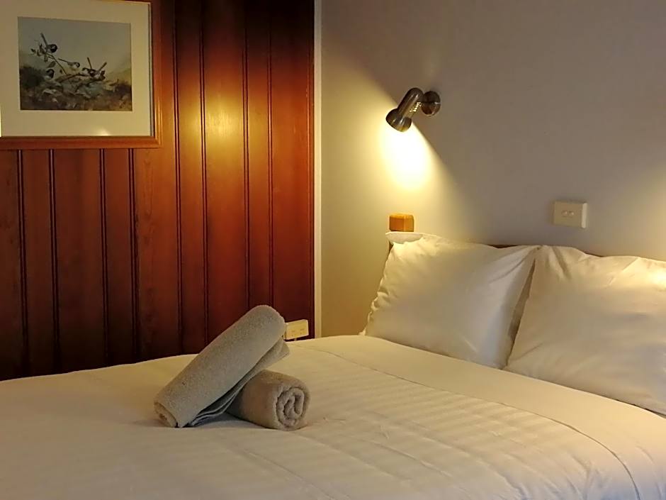 Banjo Paterson Motor Inn