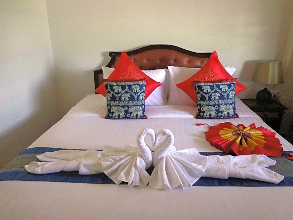 Namkhong Riverside Hotel
