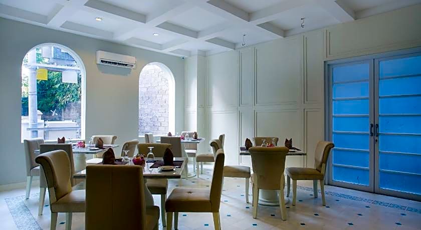 Amalfi Hotel Seminyak