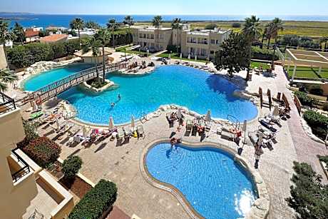 Panareti Coral Bay Resort