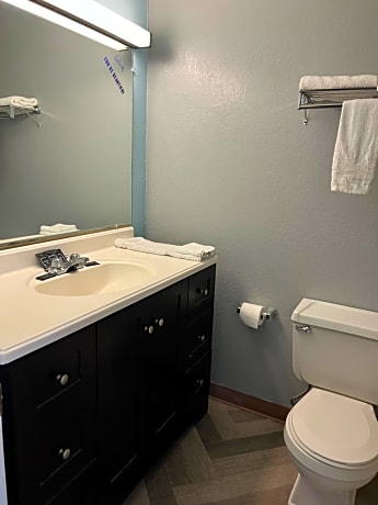 Double Room with Two Double Beds - Non-Smoking