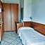Hotel Caesar B&B Fronte Mare in Centro di Milano Marittima
