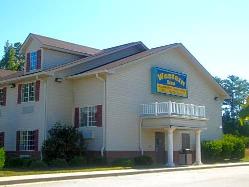 Western Inn & Suites Hampton