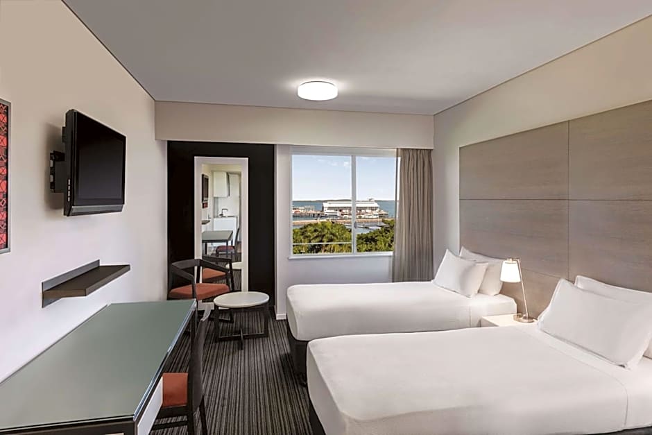 Adina Apartment Hotel Darwin Waterfront