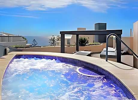 Beach Apartment + the facilities you need-Landmark