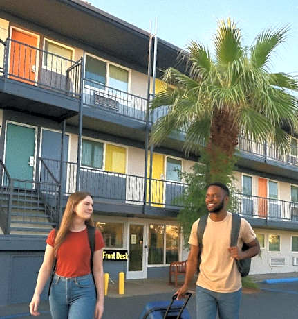 Bed in 6-Bed Mixed Shared Room