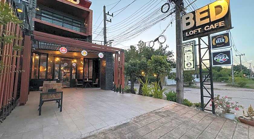 Bed Loft Cafe