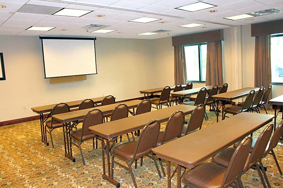 Holiday Inn Express & Suites Mobile West - I-10 By IHG