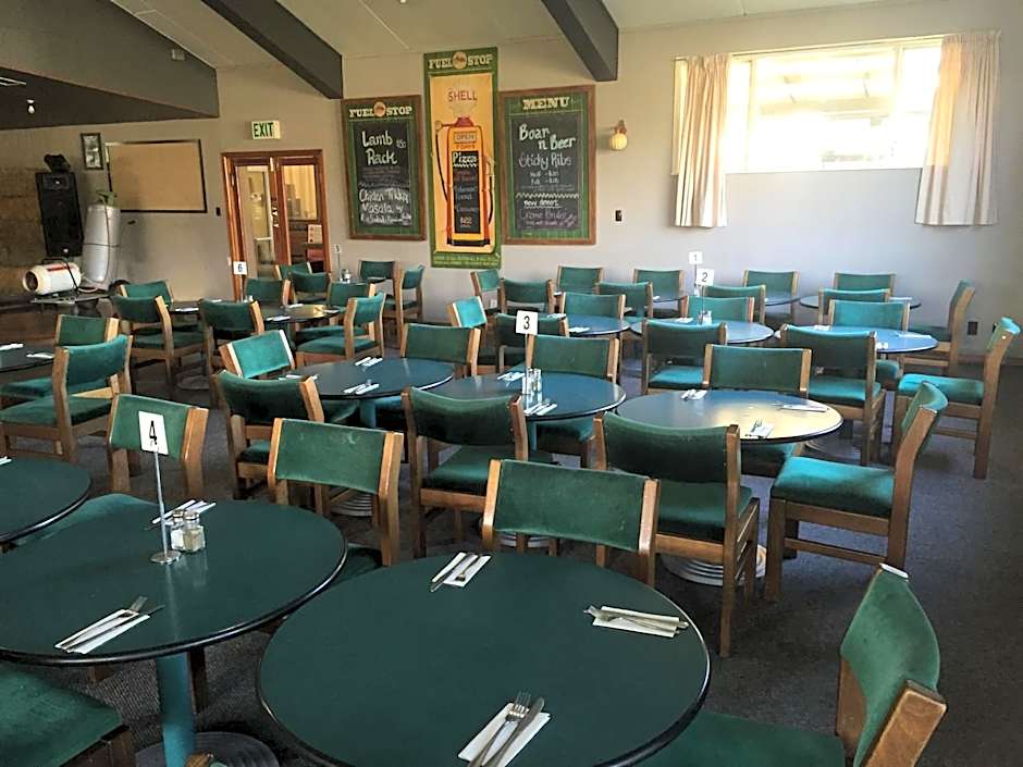 Otematata's Best Dam Pub