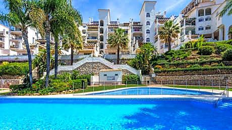 Seaview balcony in Calahonda - Ref 203