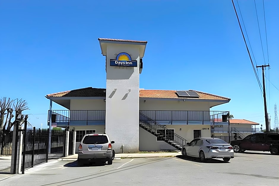 Days Inn by Wyndham Bakersfield