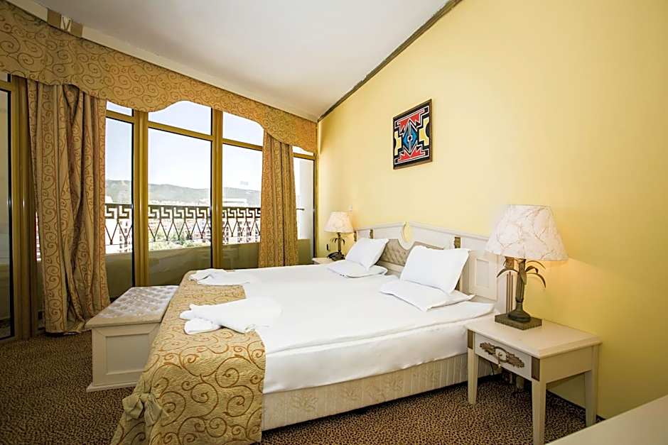 Imperial Palace Hotel