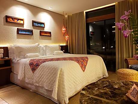 King Room with Spa Bath