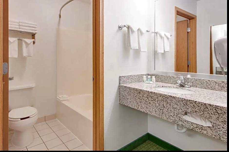 Quality Inn Belgrade - Bozeman Yellowstone Airport