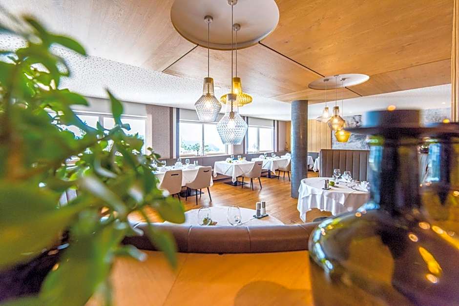 Hotel DAS ROYAL in Obereggen