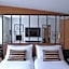 Renaissance Paris Republique Hotel