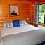 Luxury woodland Alder Lodge