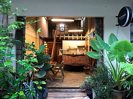 Boundary Hostel and Cafe