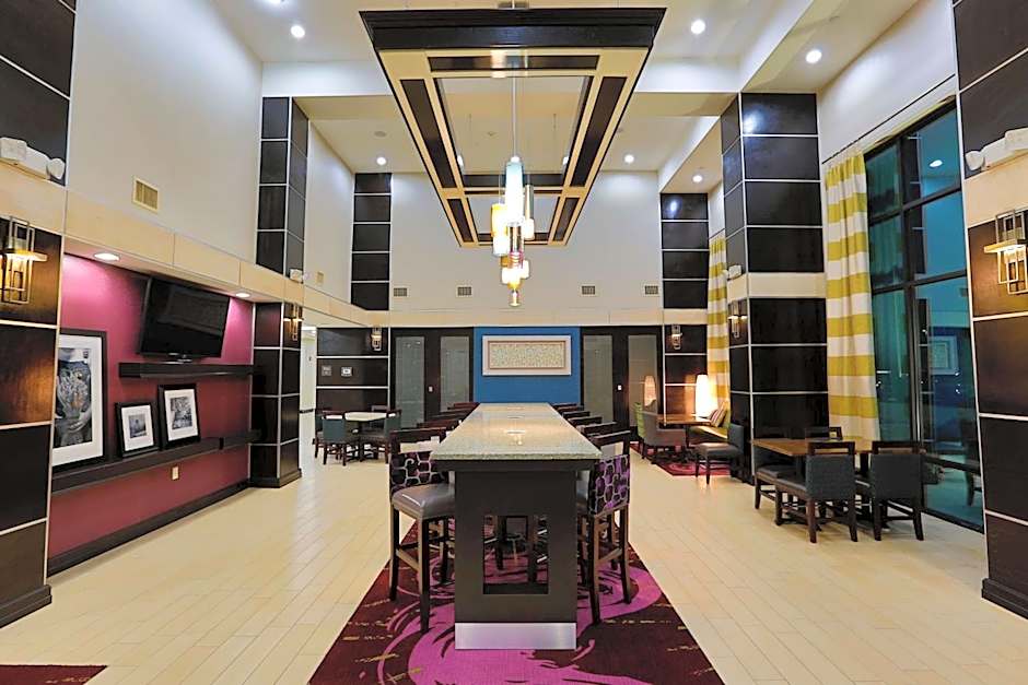 Hampton Inn By Hilton And Suites Missouri City