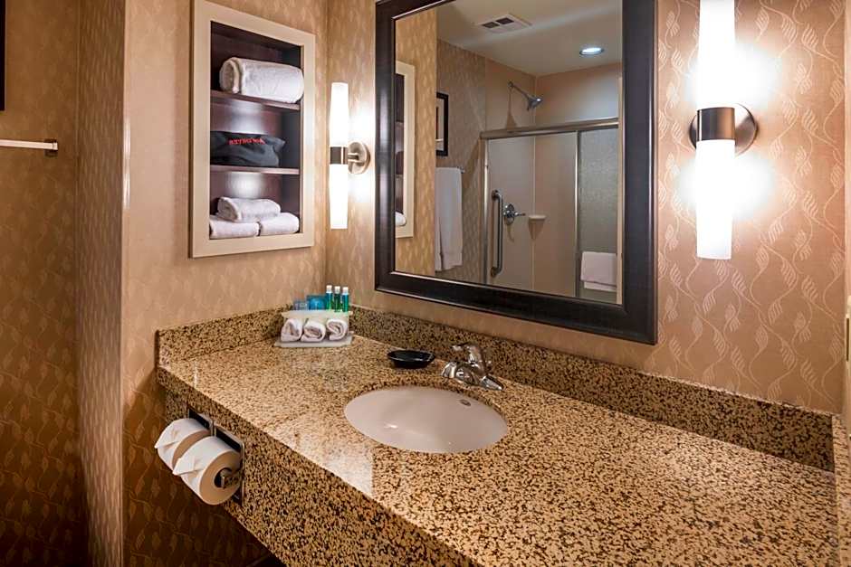 Holiday Inn Express Hays By IHG