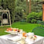 Brianteo Hotel Residence and Restaurant