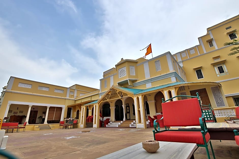 Roop Niwas Kothi Hotel