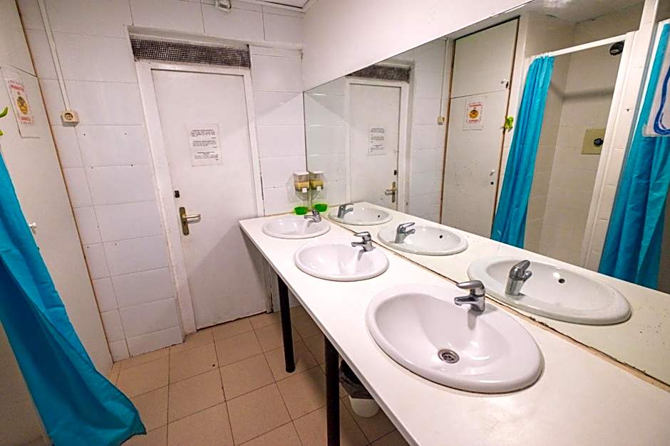 Diagonal House Hostel