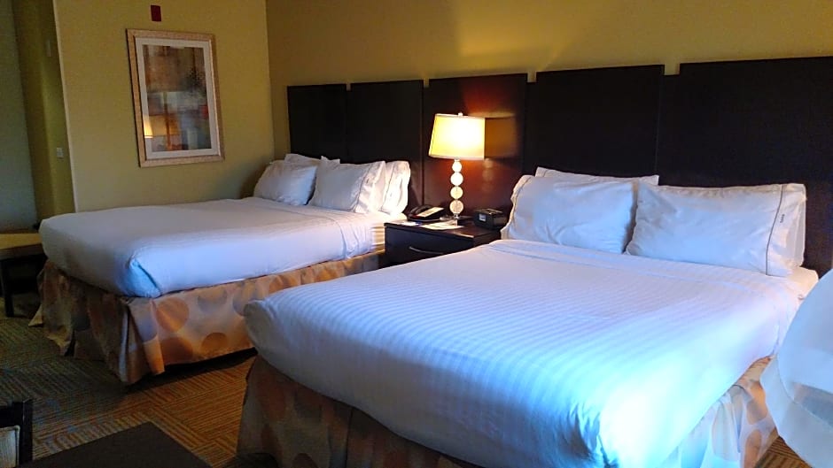 Holiday Inn Express Hotel & Suites Perry By IHG