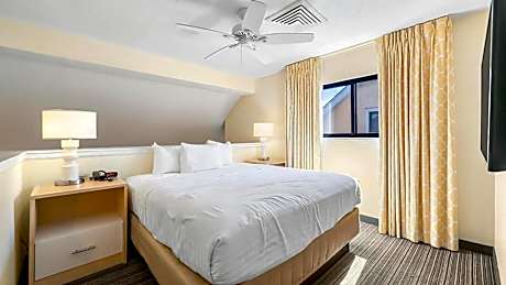 Two-Bedroom Suite