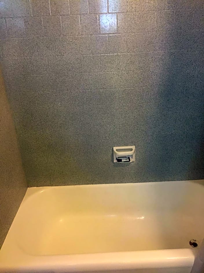 Frontier Motel