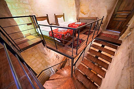 Duplex Quadruple Room