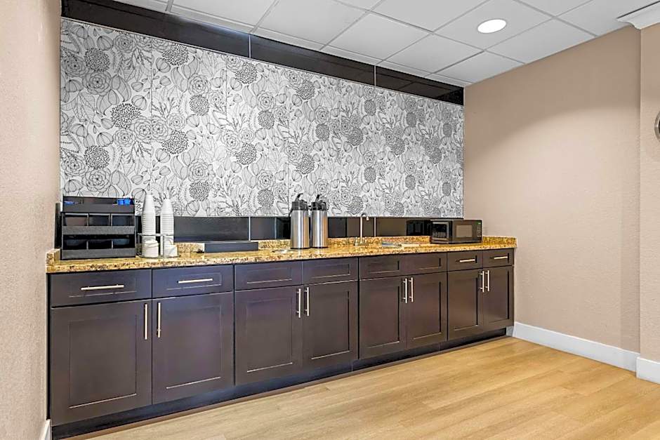 Suburban Studios Orlando - Ocoee-Winter Garden