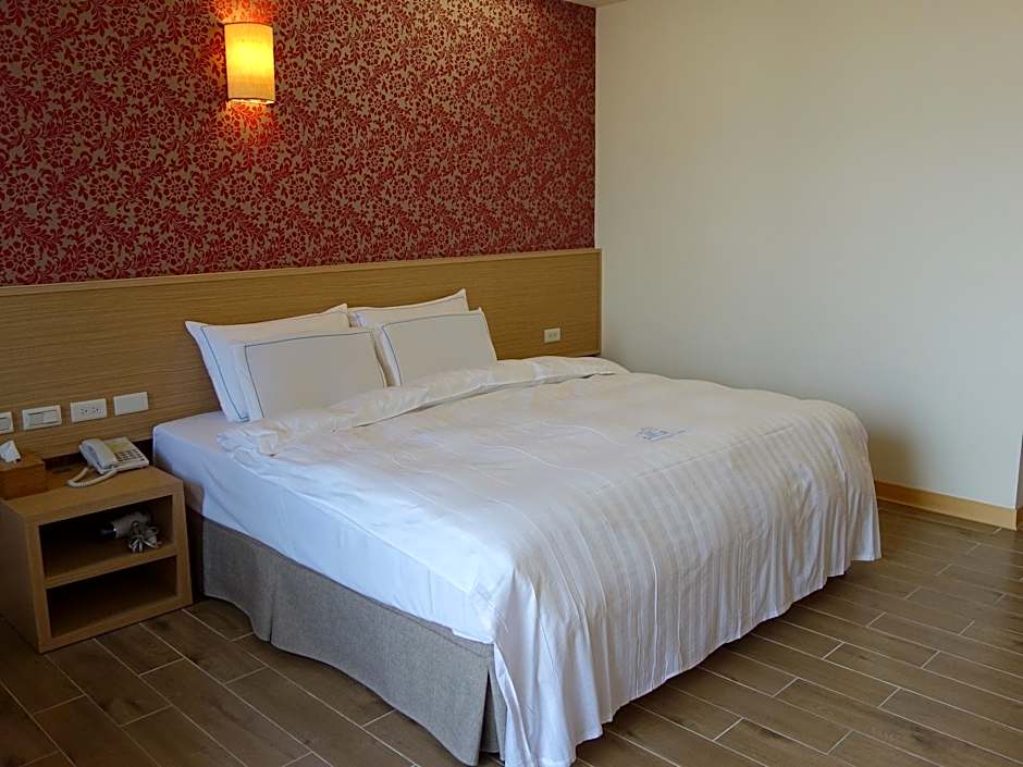 兩腳詩集綠活學旅 l 全自助入住旅館 l