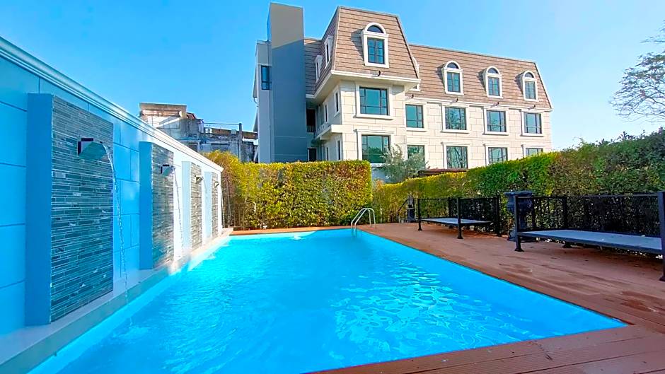 Marquise Boutique Hotel