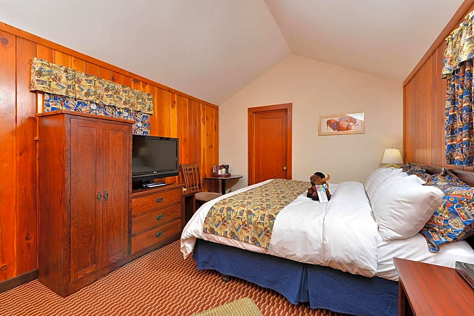 Photo 1 of 11 of 1 Bedroom Cabin