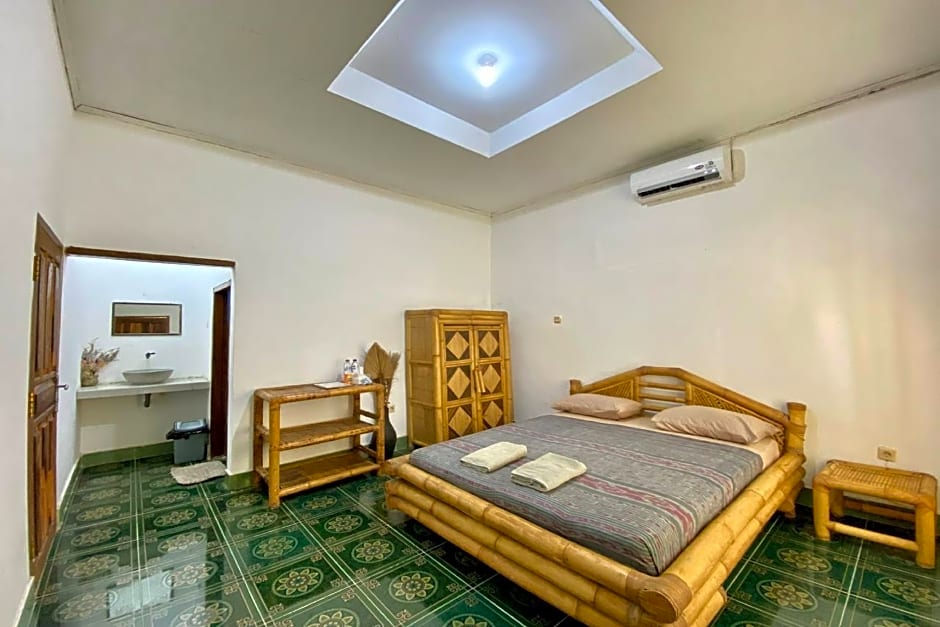 Duyung Rooms and Resto