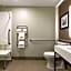 La Quinta Inn & Suites by Wyndham Oxford - Anniston
