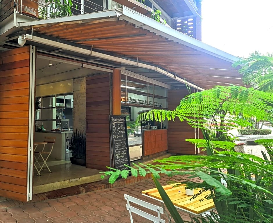 Sisao Hotel-Cafe