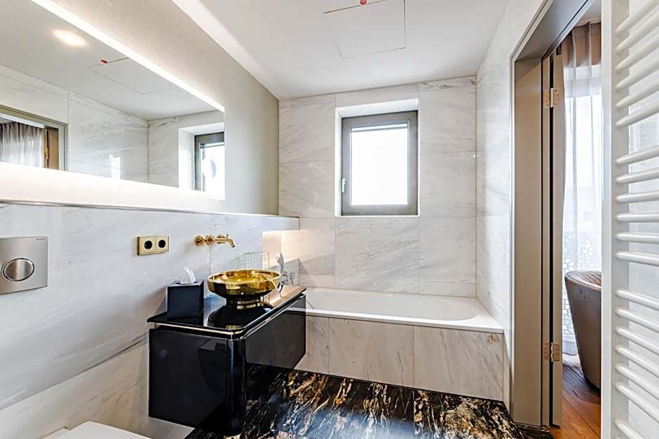 Fourty Three Luxury Serviced Apartments